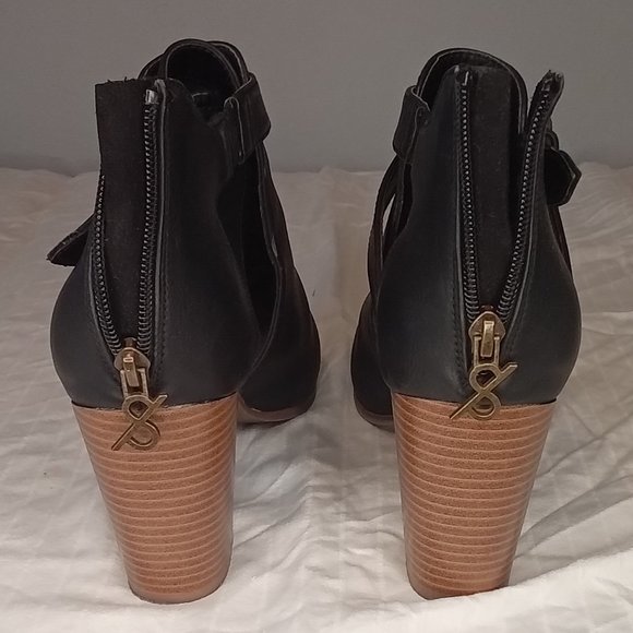 Black Ankle Boots - Picture 3 of 3